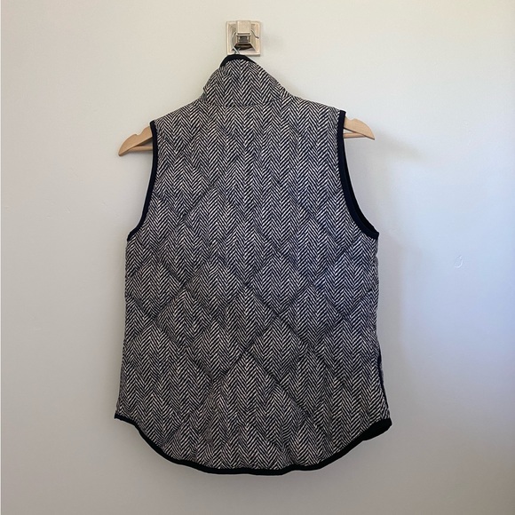 J. Crew Herringbone Vest - XXS - NWT - Picture 4 of 6